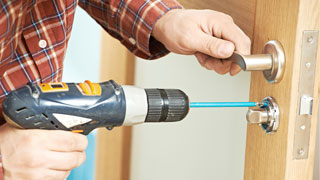 Automotive Locksmith at 02458, Massachusetts